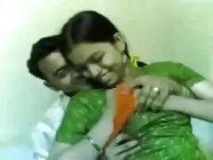 Ma mère était avec son fils lesbienne extrait video pendant deux ans avec sa fille.