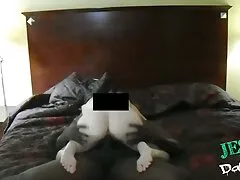 Jolie Foy Assis video voyeur lesbienne sur une chatte juteuse