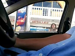 Profitez de l'homme fragile sur le film porno amateur lesbienne pénis.